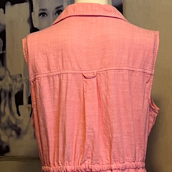 Pink Casual  knee length dress accented with a shirt waist bodice w/ pockets - Picture 5 of 9